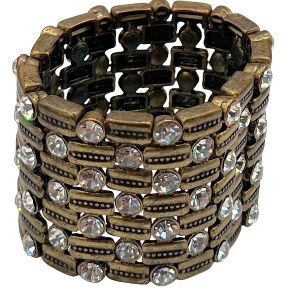 Vintage-Inspired Floral Medallion Necklace & Crystal-Studded Bracelet Set.  C5 - Picture 11 of 15